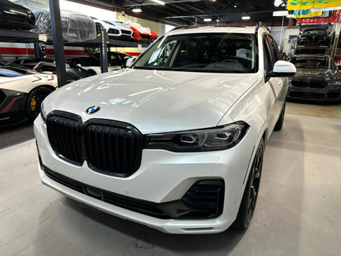 Used 2022 BMW X7 xDrive40i image 11