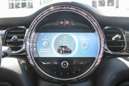 Used 2023 MINI Cooper 4-Door Hardtop image 15