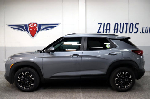 Used 2021 Chevrolet TrailBlazer LT w/ Premium Seating Package image 2