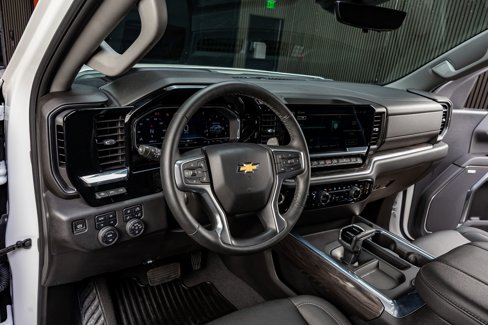 Used 2024 Chevrolet Silverado 1500 LTZ w/ LTZ Premium Package image 16