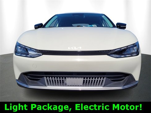 Used 2024 Kia EV6 Light image 2