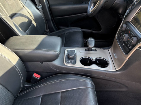 Used 2014 Jeep Grand Cherokee Overland image 33
