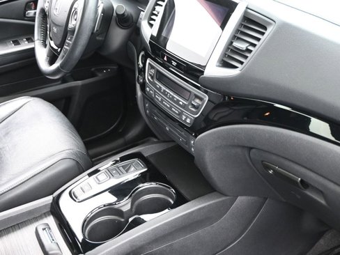 Used 2017 Honda Pilot Elite image 36