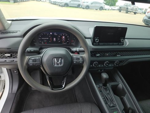 Certified 2024 Honda Accord EX image 17