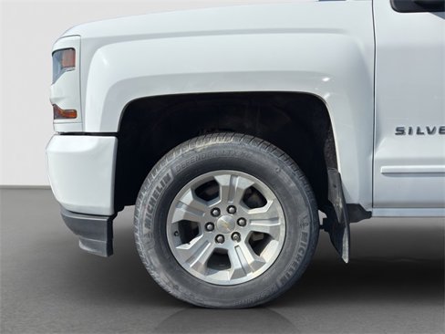 Used 2018 Chevrolet Silverado 1500 LT w/ All Star Edition image 20
