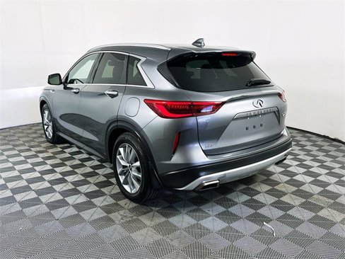 Used 2019 INFINITI QX50 Essential image 4