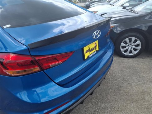 Used 2018 Hyundai Elantra Sport image 19