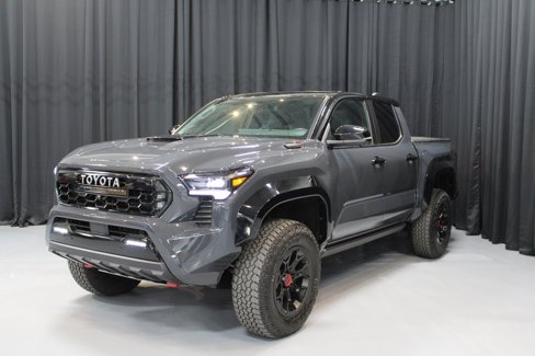 Used 2025 Toyota Tacoma TRD Pro image 1