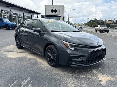Used 2023 Toyota Corolla LE image 7