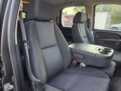 Used 2010 Chevrolet Tahoe LS image 41