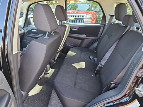 Used 2011 Suzuki SX4 Premium image 11