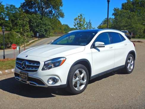 Used 2020 Mercedes-Benz GLA 250 4MATIC image 1