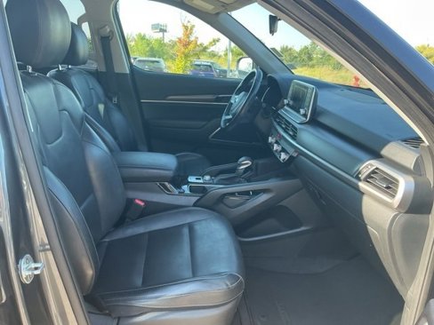 Used 2020 Kia Telluride LX image 11