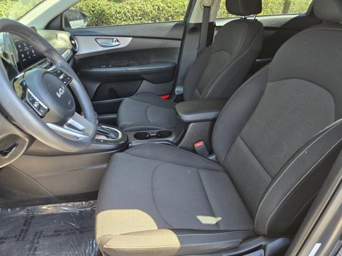 Used 2022 Kia Forte LXS w/ LXS Technology Package image 20