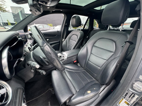 Used 2018 Mercedes-Benz GLC 300 4MATIC image 9