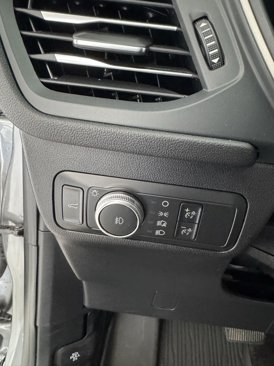 Used 2022 Ford Escape SEL w/ Technology Package image 15