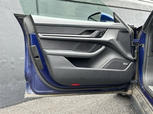 Certified 2020 Porsche Taycan 4S image 19