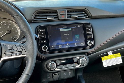 New 2025 Nissan Versa SR w/ Trunk Package image 11