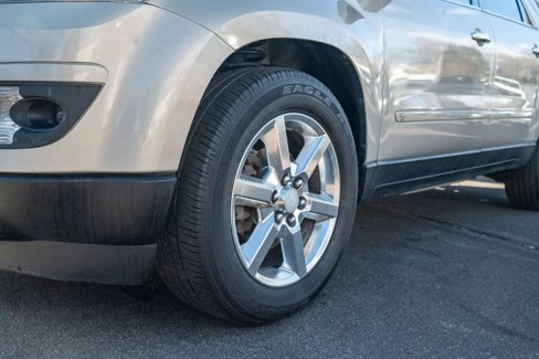 Used 2008 Saturn Outlook XR w/ Premium Trim Package image 25