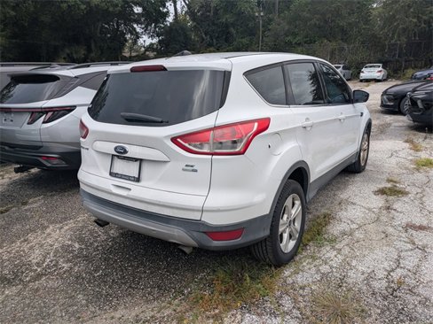 Used 2014 Ford Escape SE image 3