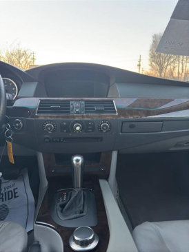 Used 2007 BMW 530xi Sedan image 15