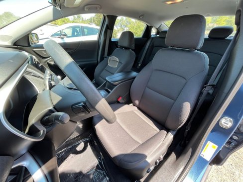 Used 2024 Chevrolet Malibu LT image 41
