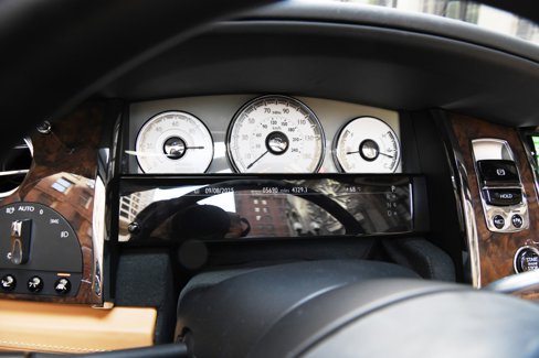 Certified 2021 Rolls-Royce Dawn image 13