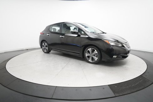 Used 2020 Nissan Leaf SV w/ SV Technology Package image 12