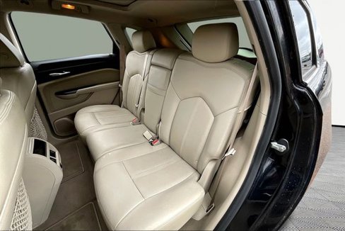 Used 2012 Cadillac SRX Luxury image 16