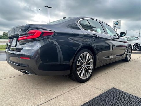 Certified 2022 BMW 530i xDrive w/ Convenience Package image 10