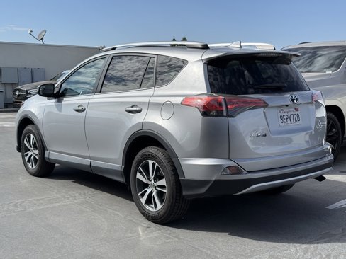 Used 2016 Toyota RAV4 XLE image 2