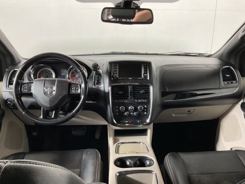 Used 2019 Dodge Grand Caravan SXT image 20