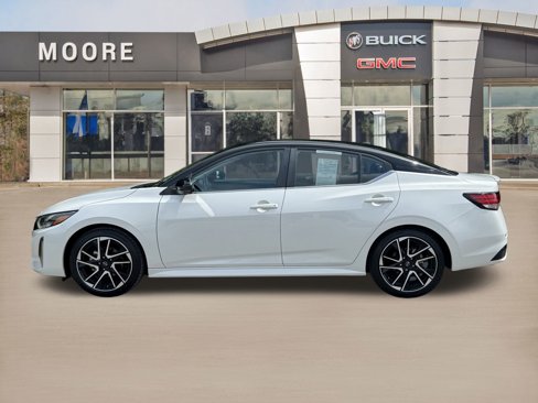 Used 2024 Nissan Sentra SR w/ SR Premium Package image 9