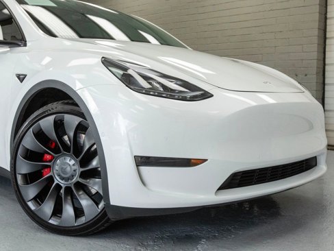 Used 2020 Tesla Model Y Performance image 11