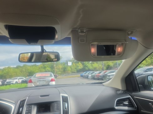 Used 2017 Ford Edge SEL image 24