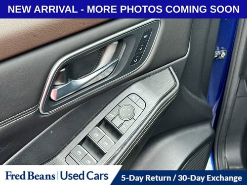 Used 2023 Nissan Rogue Platinum image 12