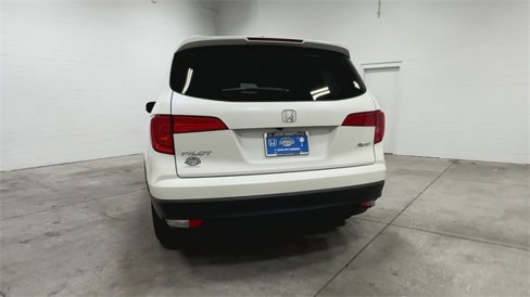 Used 2017 Honda Pilot EX-L image 2