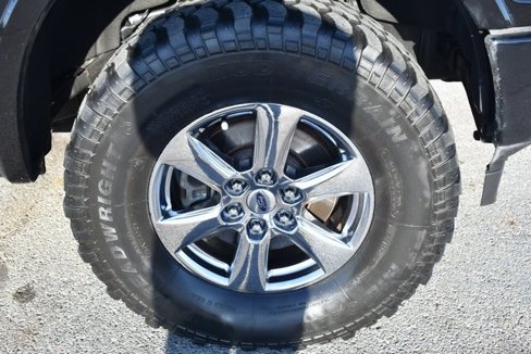 Used 2018 Ford F150 Platinum w/ Equipment Group 701A Luxury image 53