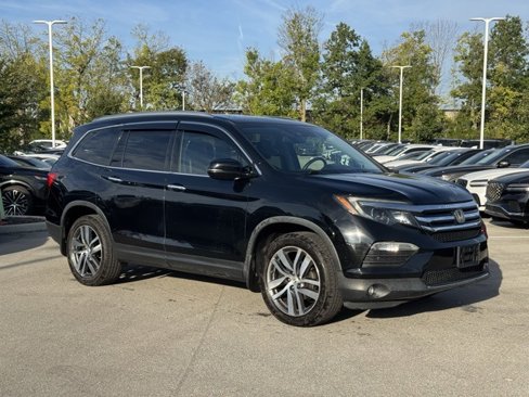 Used 2018 Honda Pilot Elite image 1