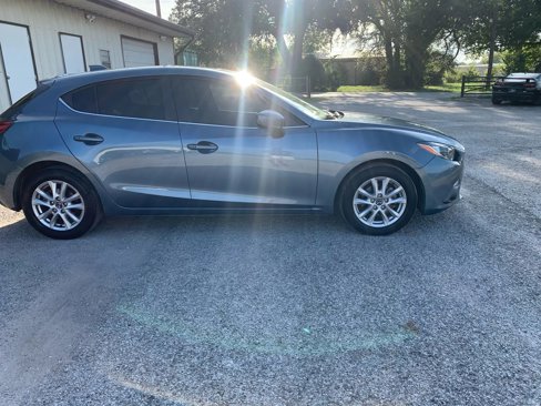 Used 2016 MAZDA MAZDA3 i Touring w/ Popular Equipment Package image 1