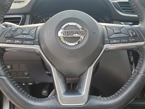 Used 2017 Nissan Rogue Sport SL w/ SL Premium Package image 22
