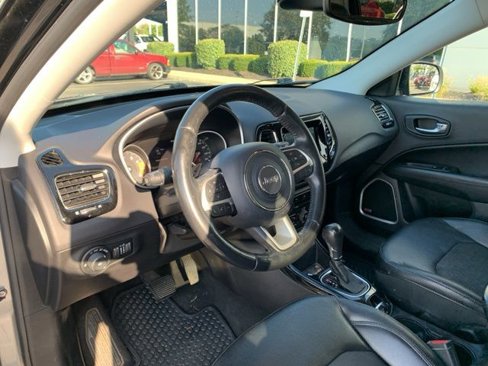 Used 2018 Jeep Compass Altitude w/ Popular Equipment Group image 15