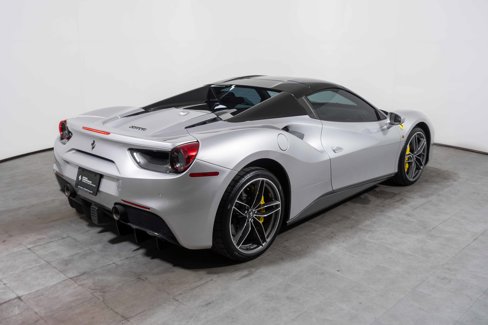 Used 2016 Ferrari 488 Spider image 18