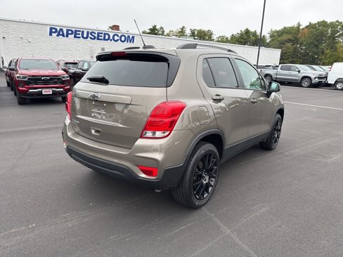 Used 2022 Chevrolet Trax LT w/ Sport Edition image 3
