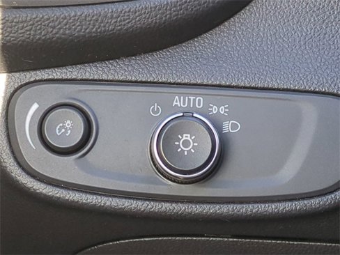 Used 2020 Chevrolet Trax LS image 28