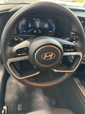 Used 2025 Hyundai Elantra SE image 34