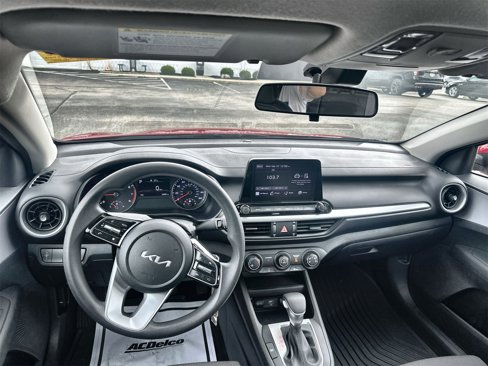 Used 2022 Kia Forte LXS image 10