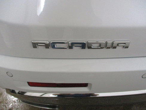 Used 2018 GMC Acadia Denali w/ Technology Package image 14