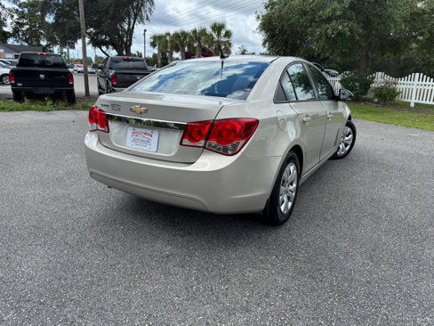 Used 2013 Chevrolet Cruze LS image 14