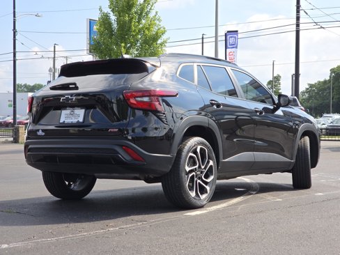 Used 2024 Chevrolet Trax RS w/ Driver Confidence Package image 21
